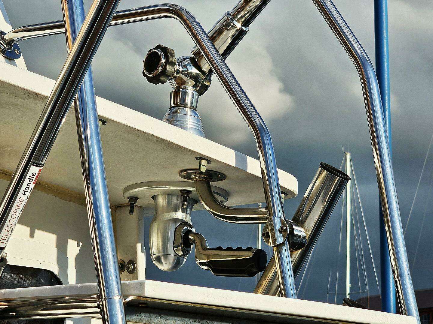 2010 Eastern Casco Bay 35 Flybridge - Image 18