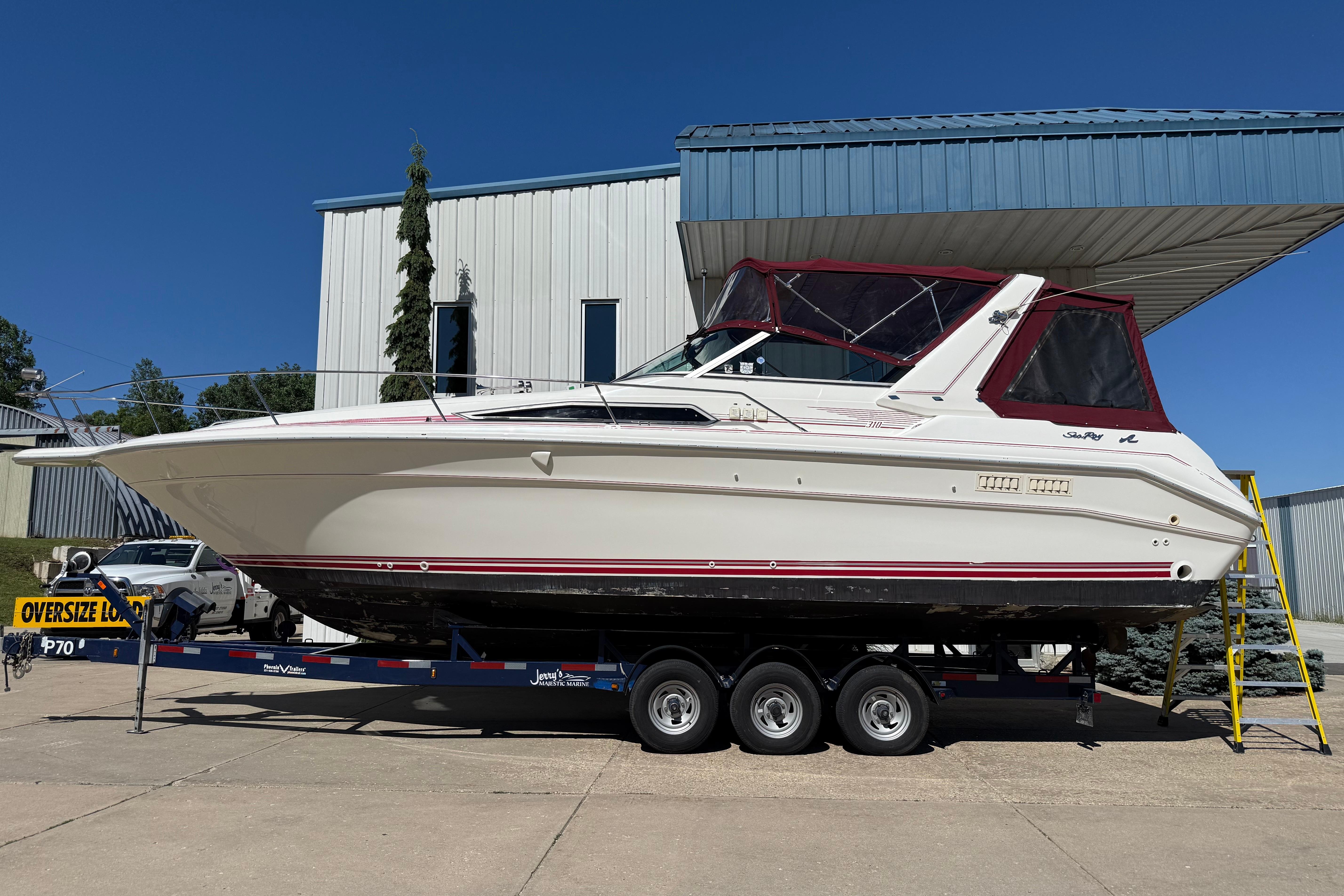 1990 Sea Ray 310 Express Cruiser