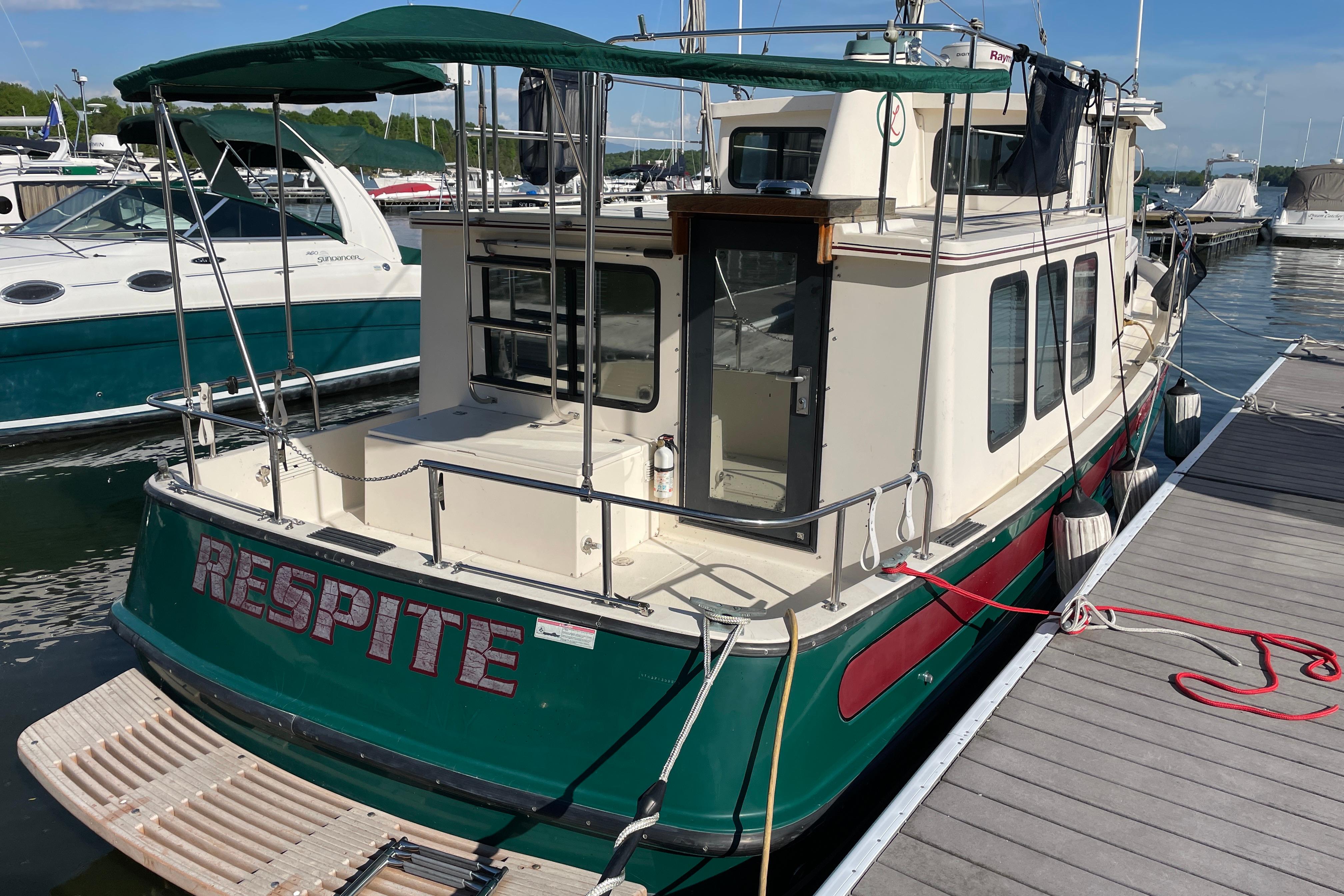 1999 Nordic Tug 32