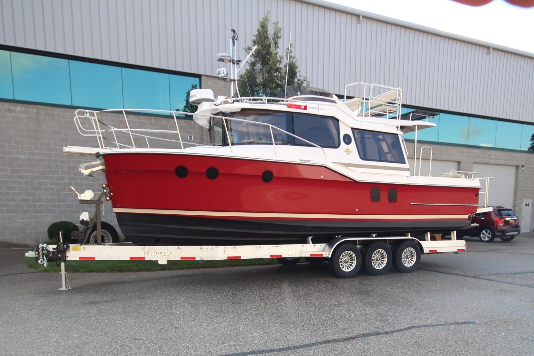 2025 Ranger Tugs R-29 CB