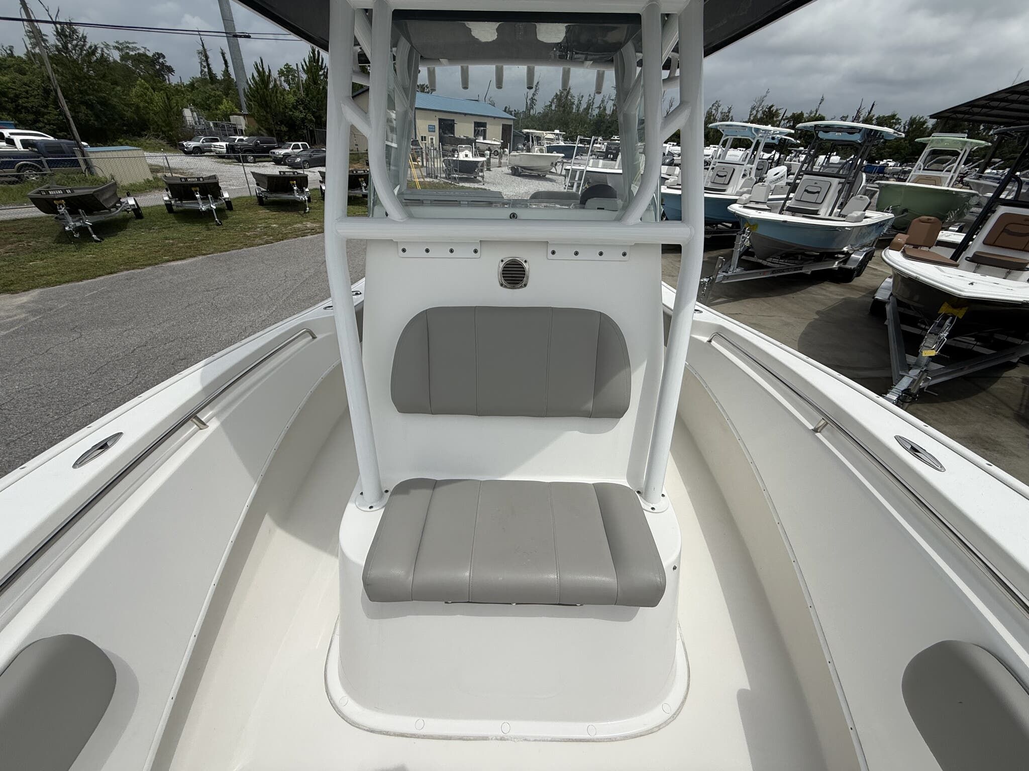2021 Cape Horn XS 24 XS-160 HOURS-TWIN 200HP - 10