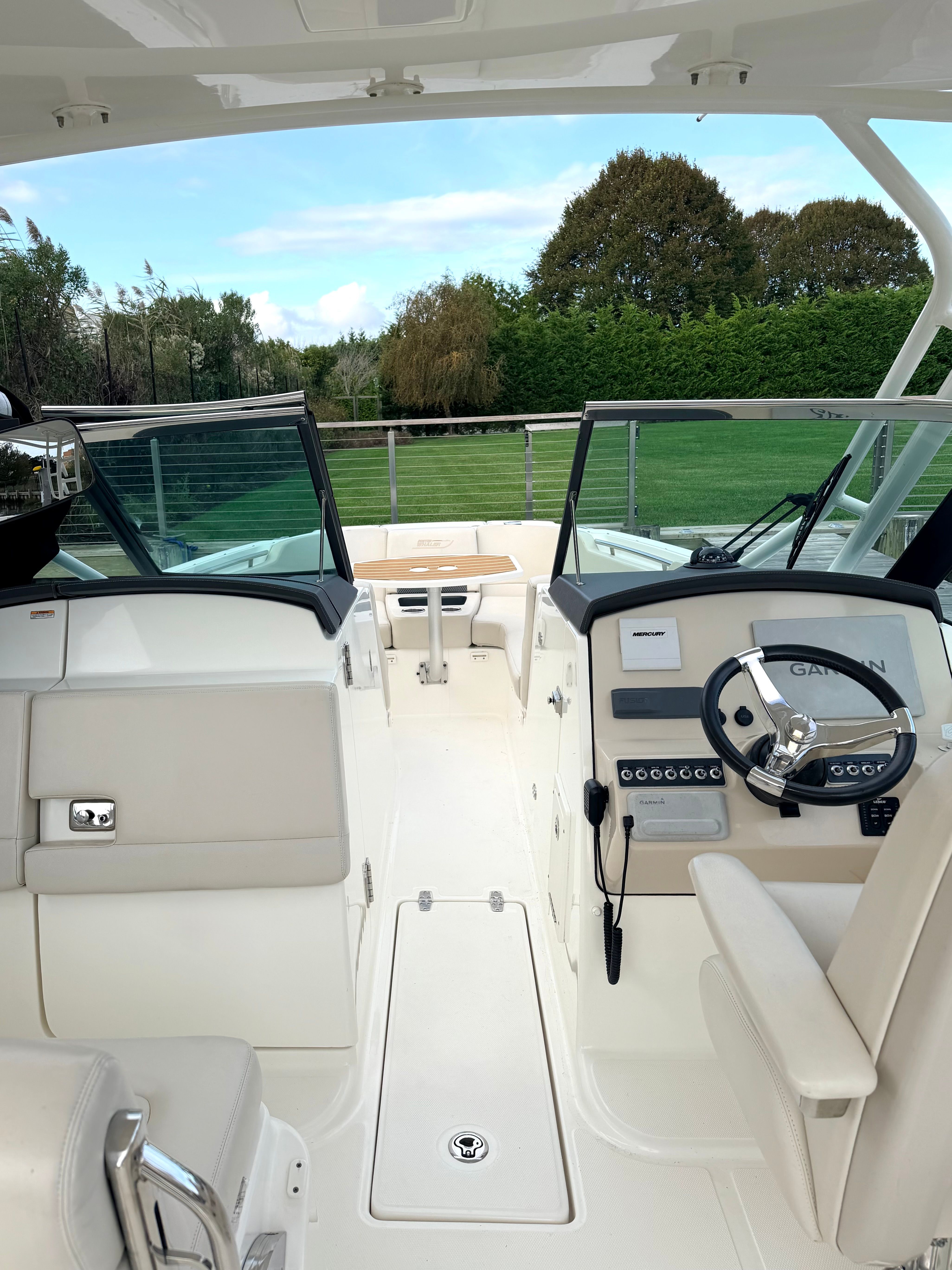 2019 Boston Whaler 270 Vantage - 7