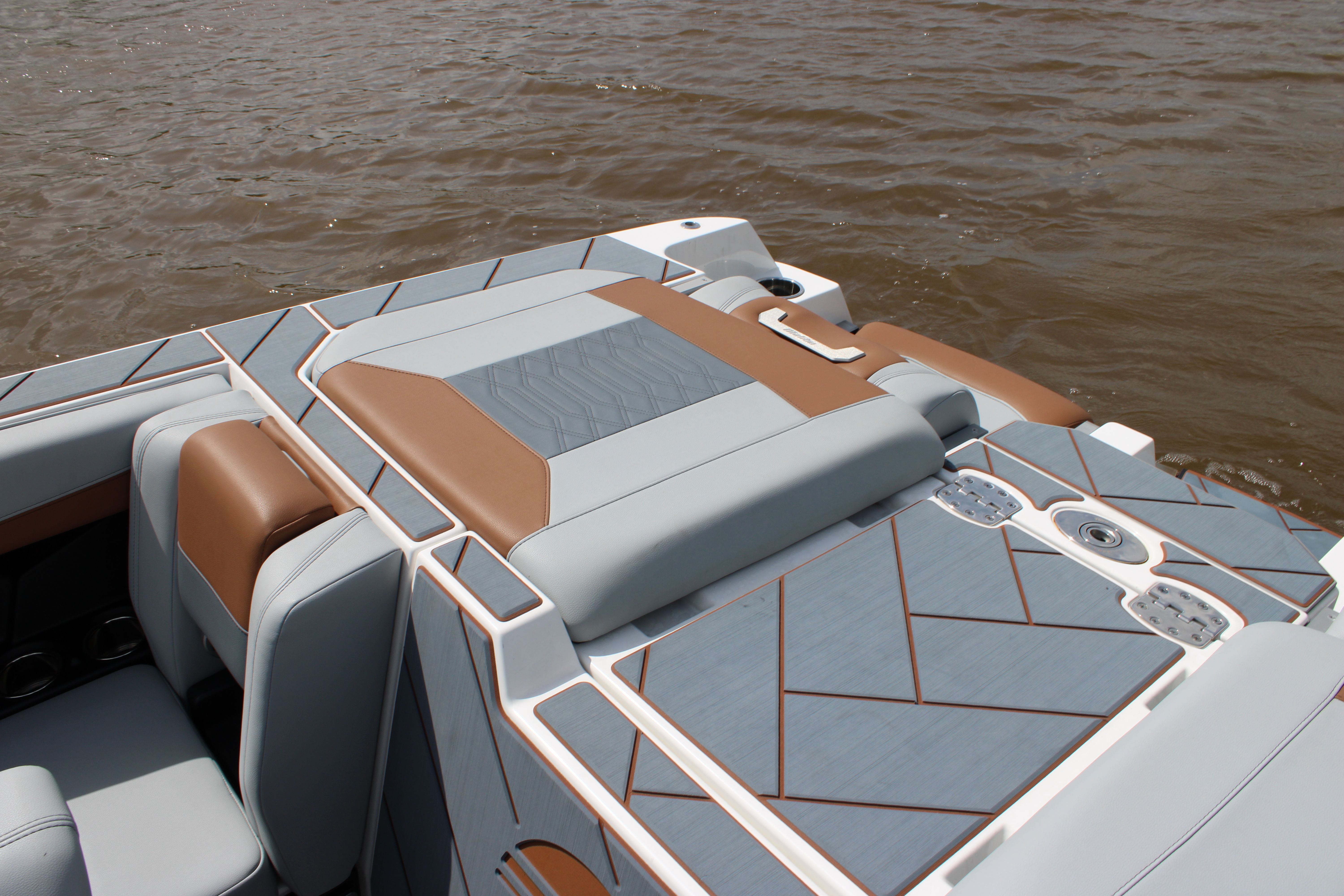 2024 Malibu 26LSV - 41
