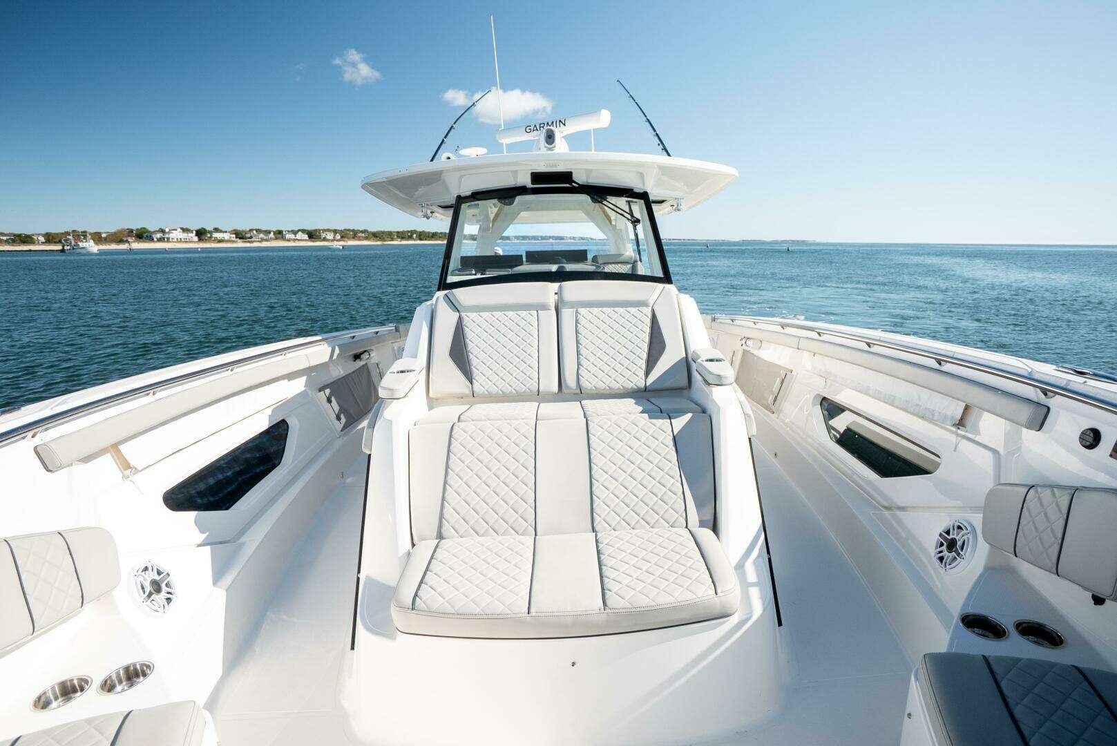2023 Pursuit S428 - Image 14