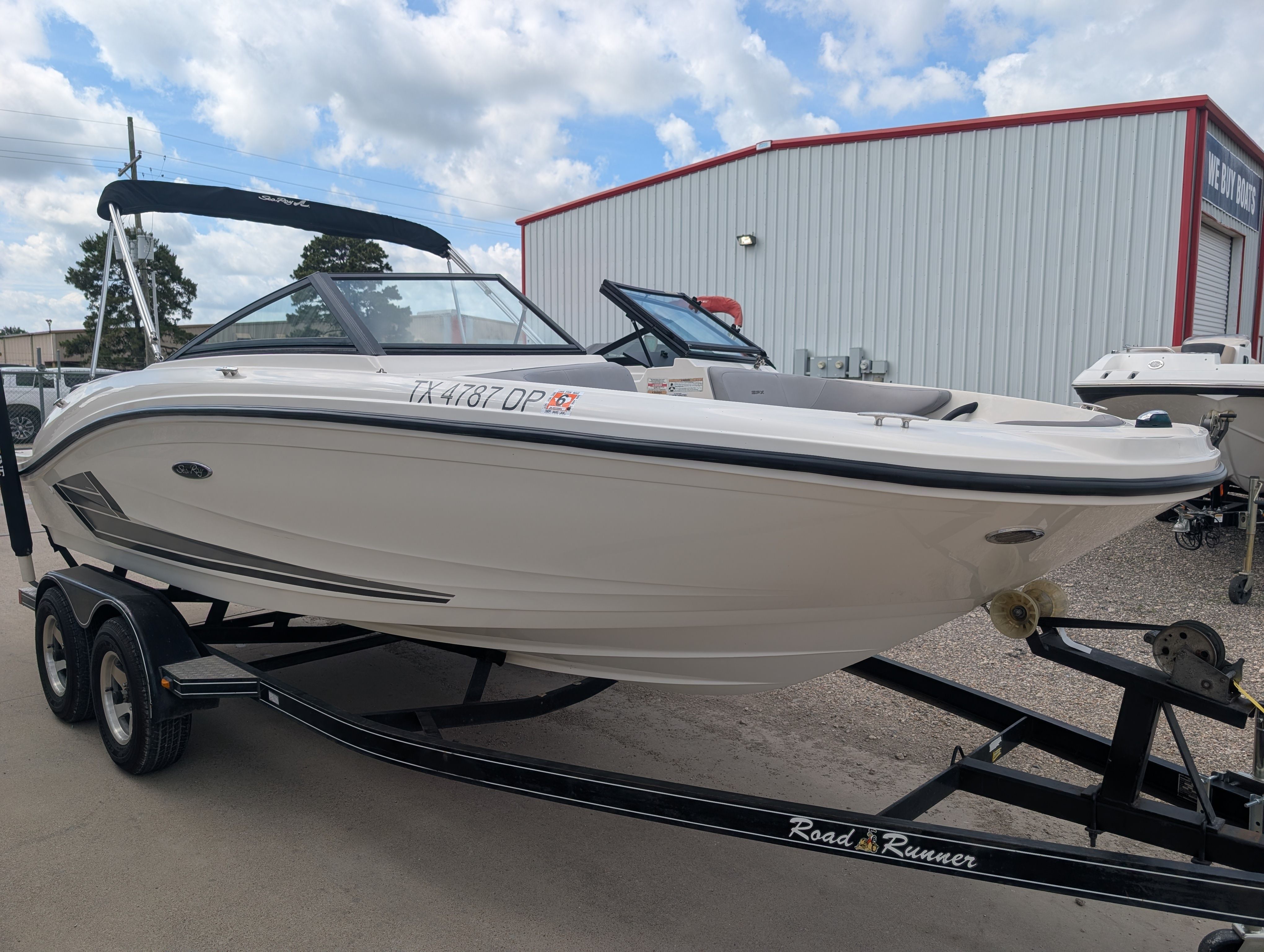 2016 SEA RAY 190 SPX - Image 6