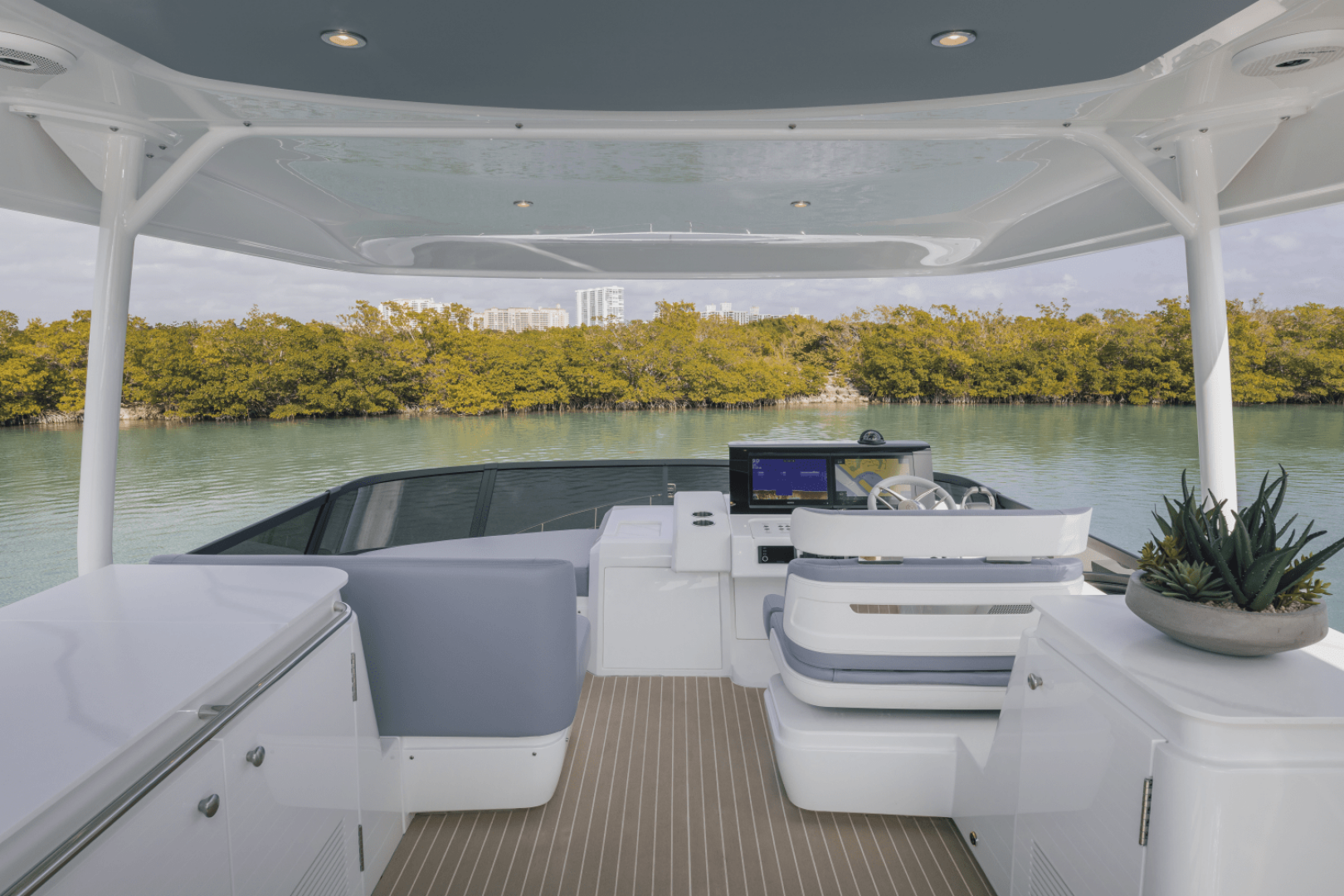2027 Cruisers Yachts 57 FLY - Image 52
