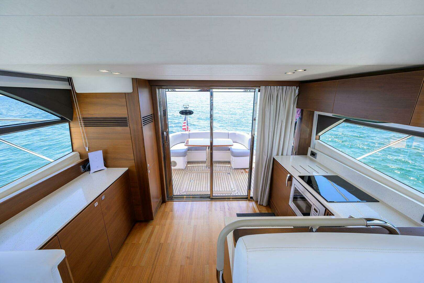 2018 Princess F49 - Image 41