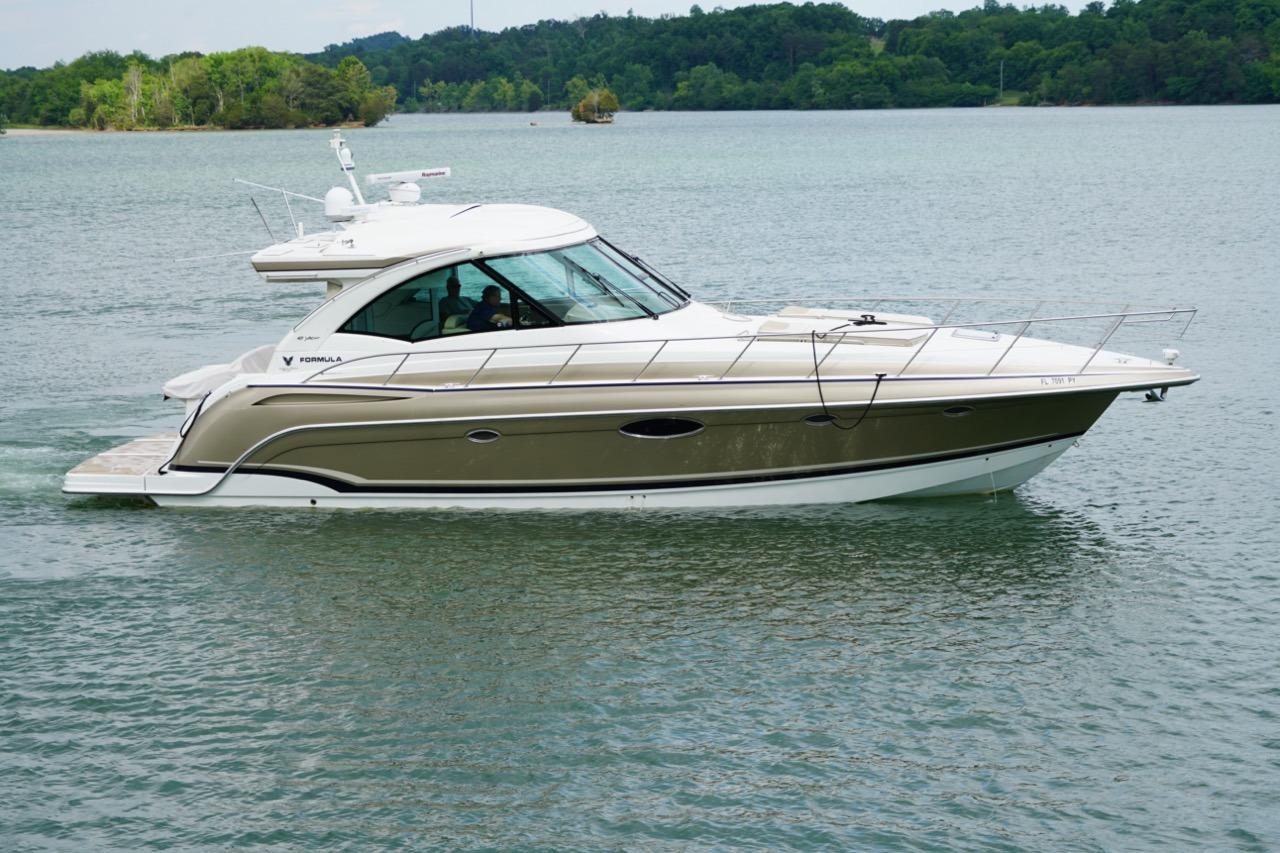2016 Formula 45 Yacht