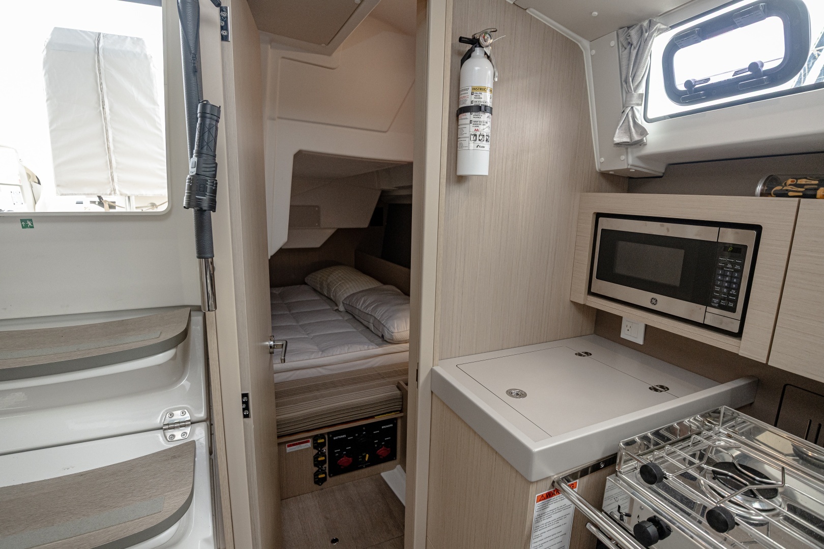 2023 Beneteau 38.1 - Image 9