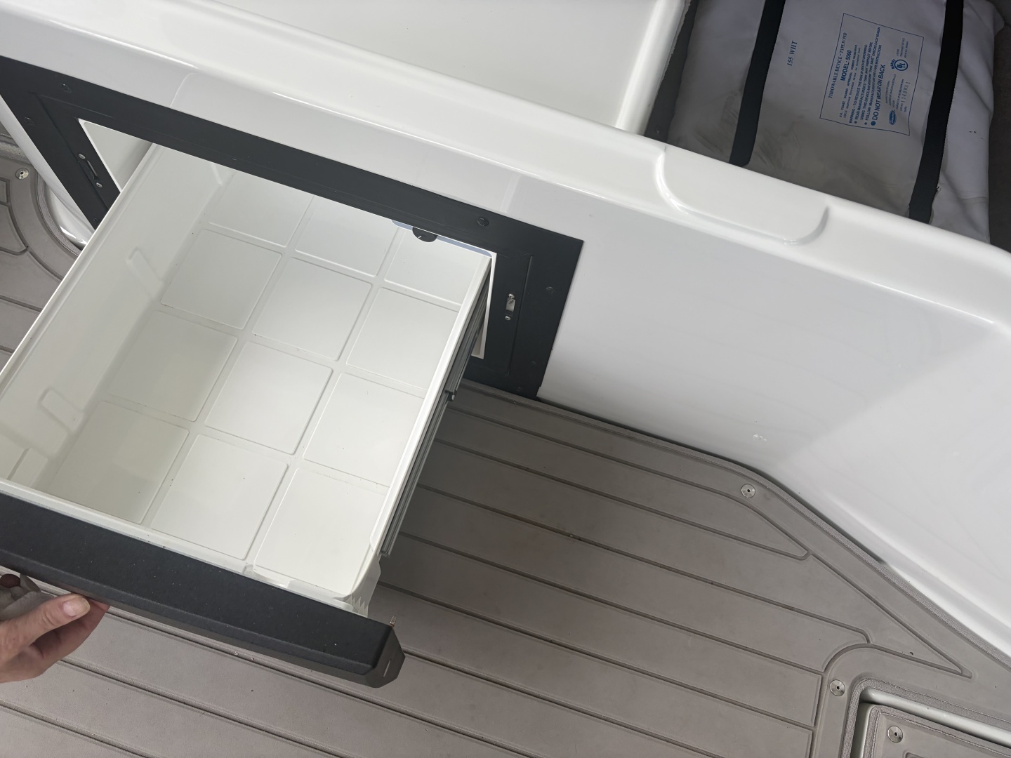 2018 Crownline Eclipse E30 - Image 65