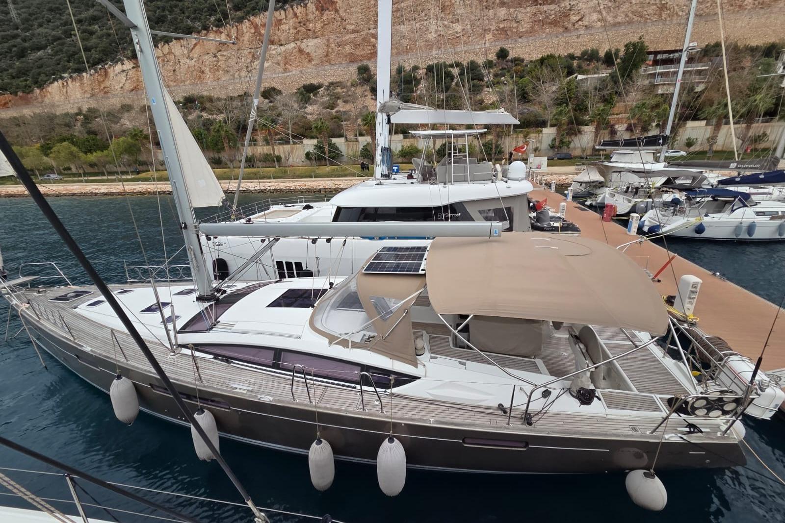 2015 Jeanneau 57