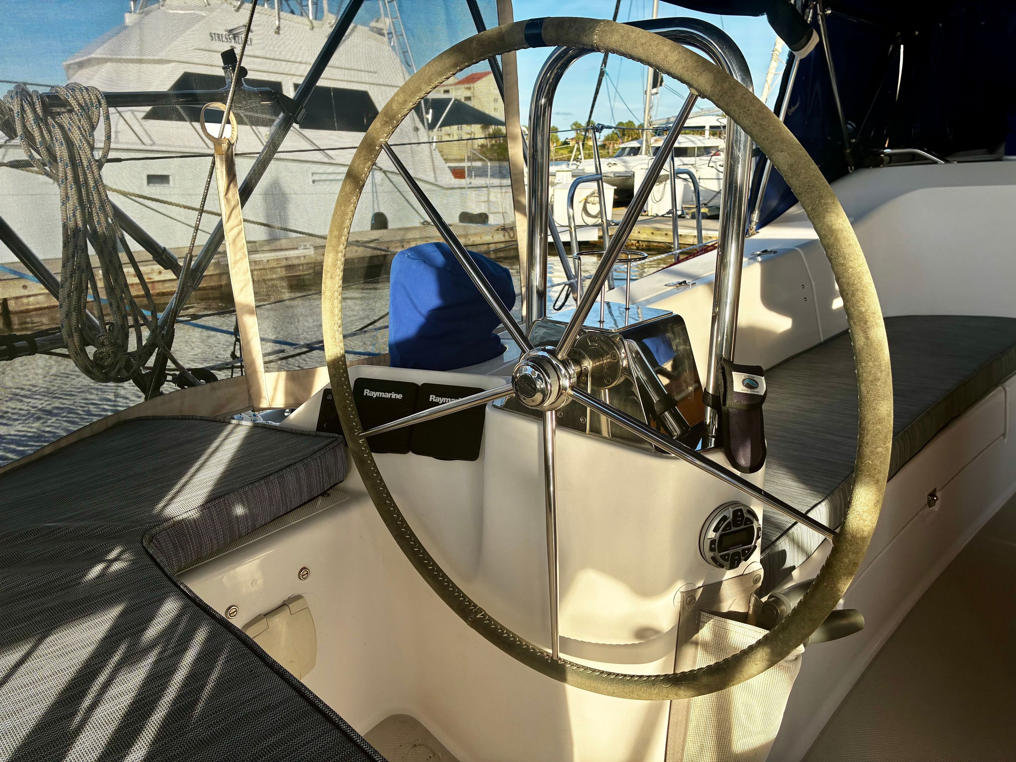 2011 Catalina 445 - 21