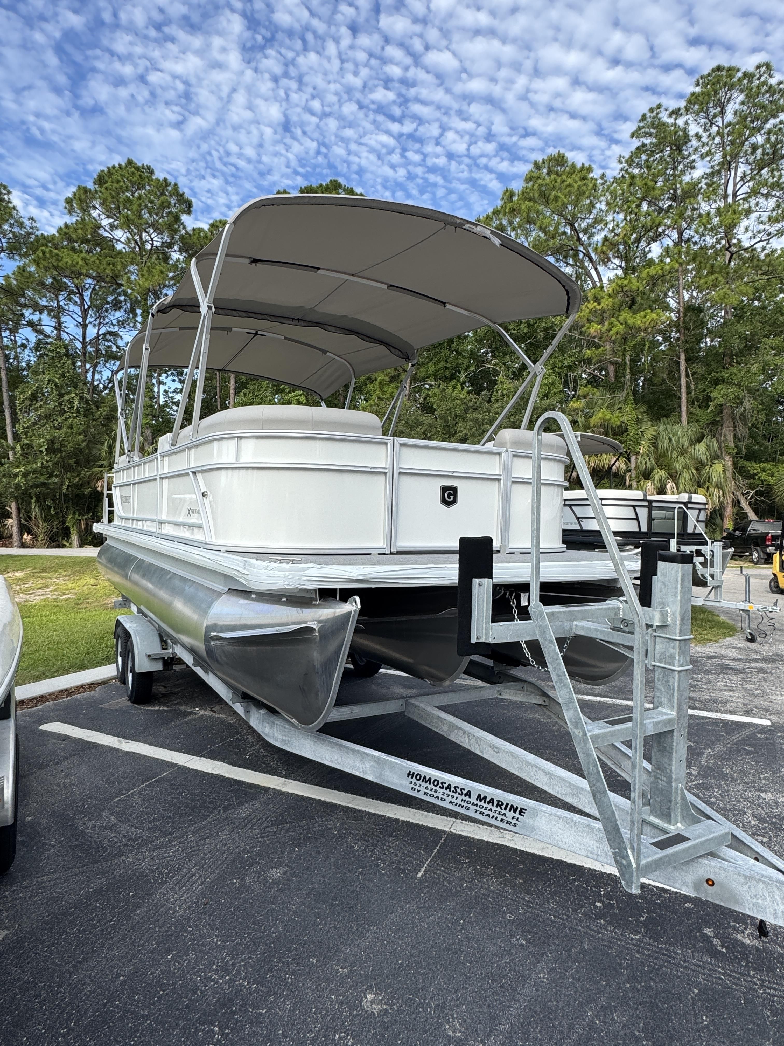 2026 Sweetwater Xperience Split Bench SW 2286 SBX Tri Toon - 4