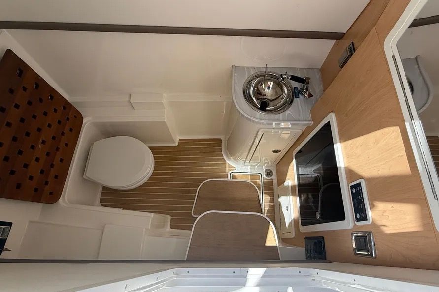 2021 World Cat 325 DC - 10