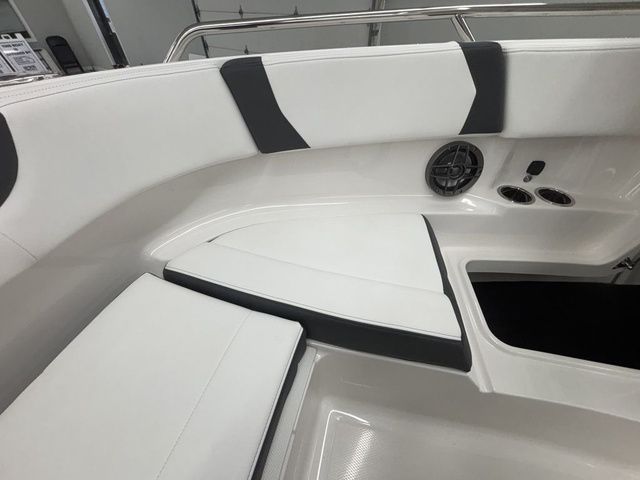 2026 Chaparral 250 OSX - 39