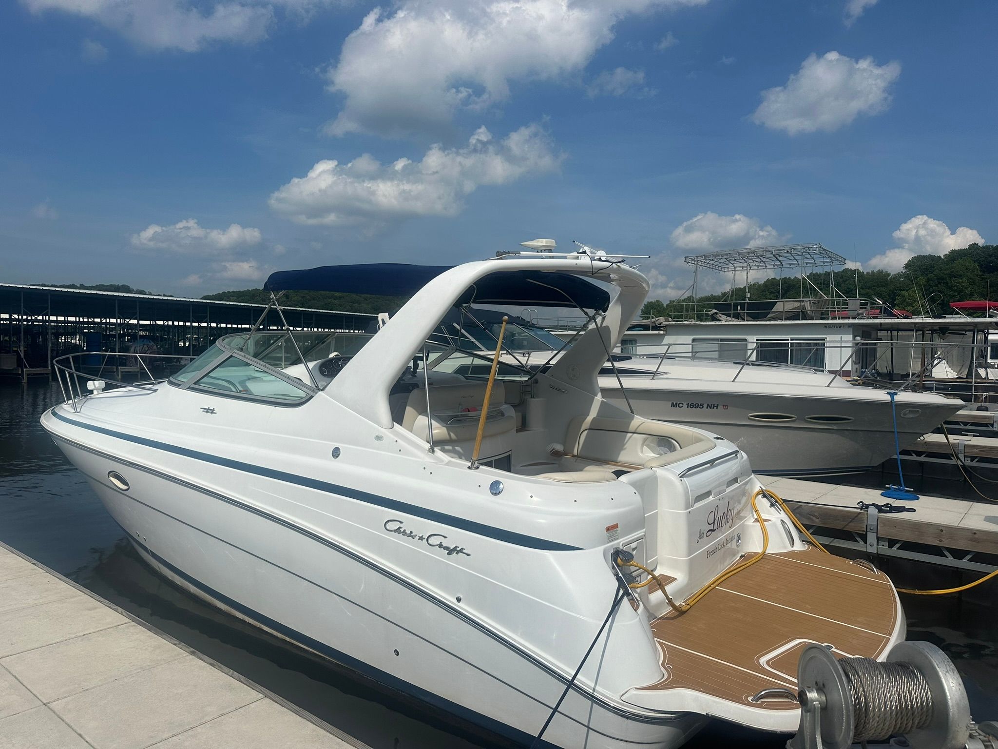 2000 Chris-Craft 328 Express Cruiser