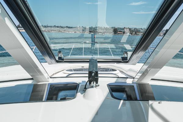 2020 Boston Whaler 345 Conquest - 8