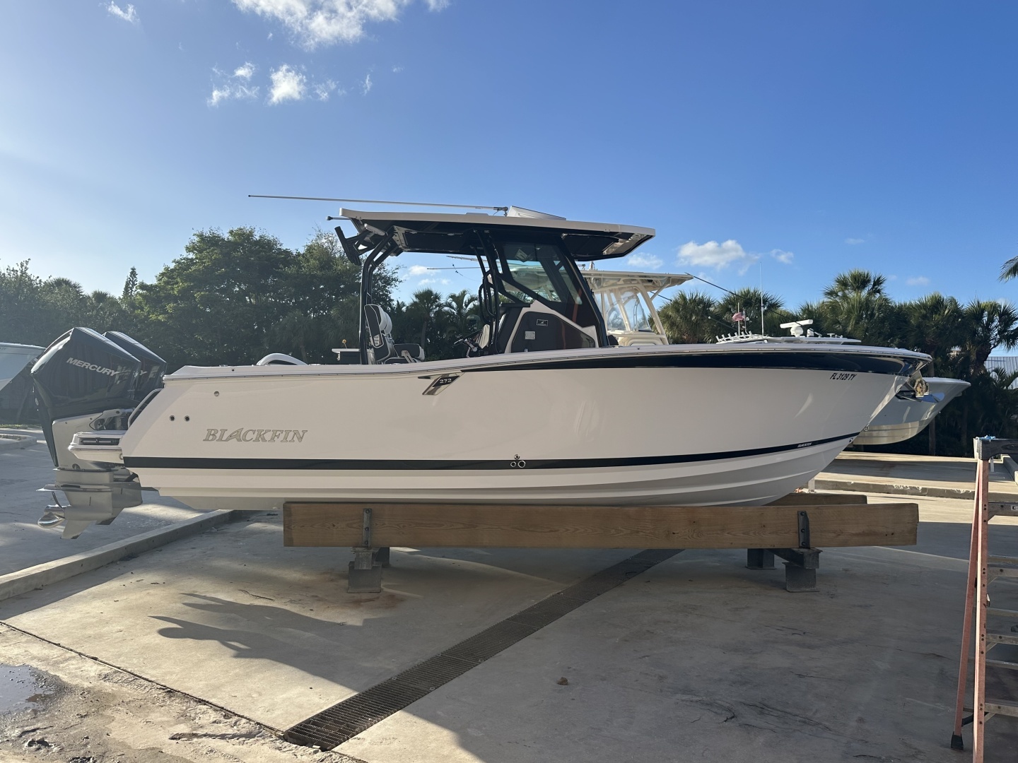 2025 Blackfin 272 CC - Image 30