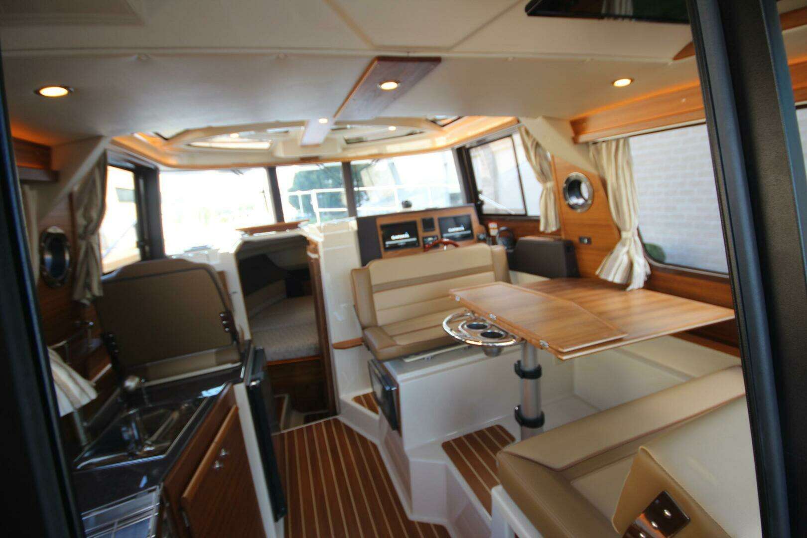 2025 Ranger Tugs R-29 Command Bridge Luxury Edition - Image 30