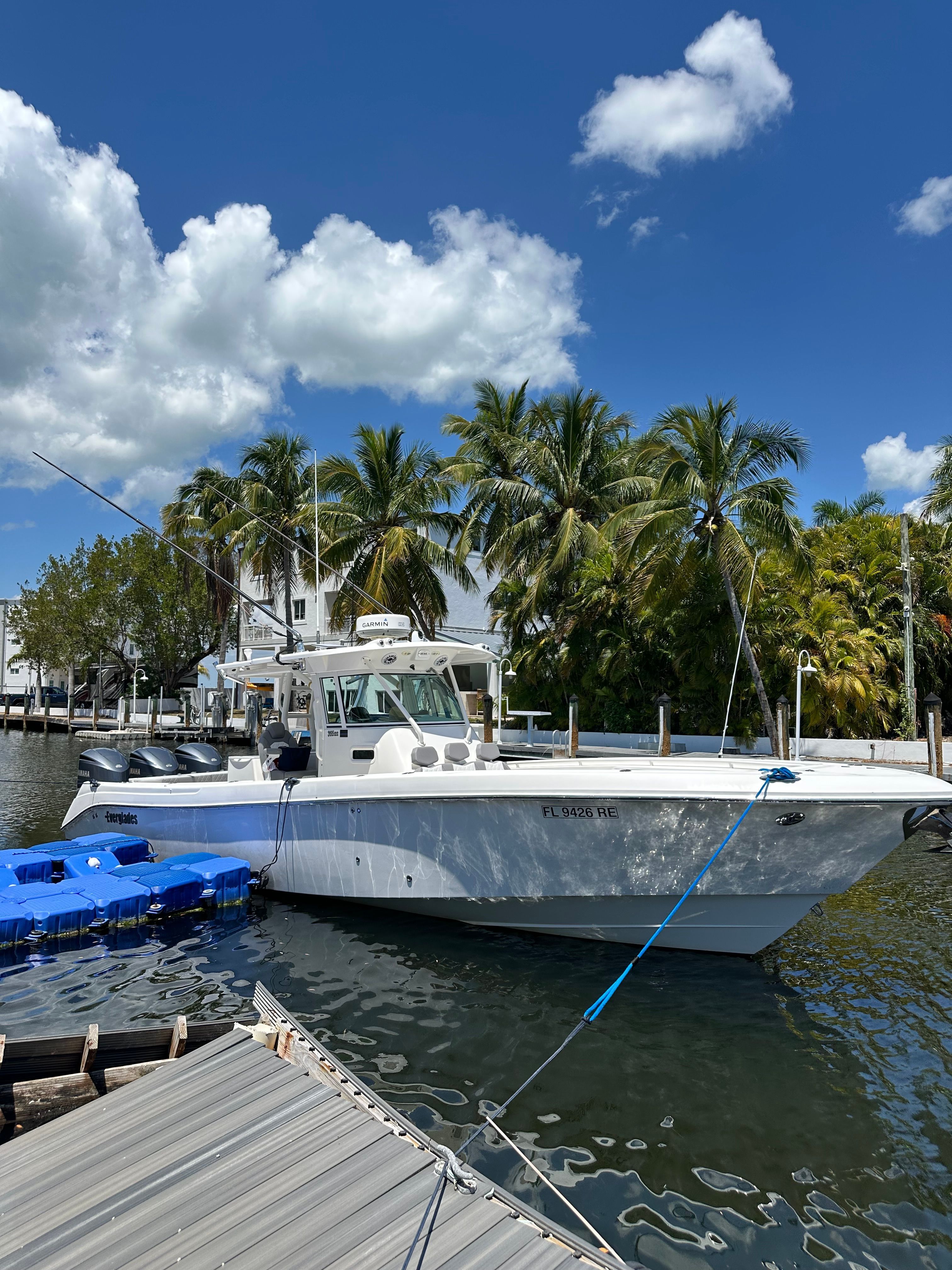 2009 Everglades 365 Center Console - 127