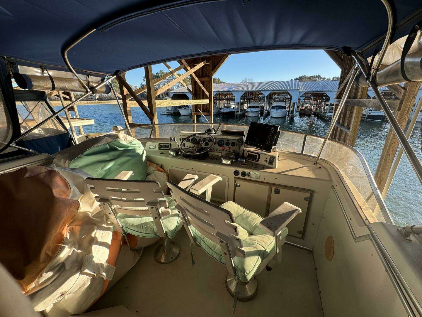 1988 Chris-Craft Catalina 426 - Image 5