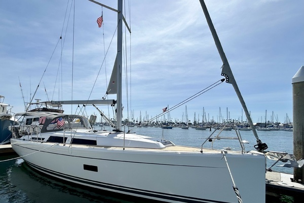 2021 Hanse 348