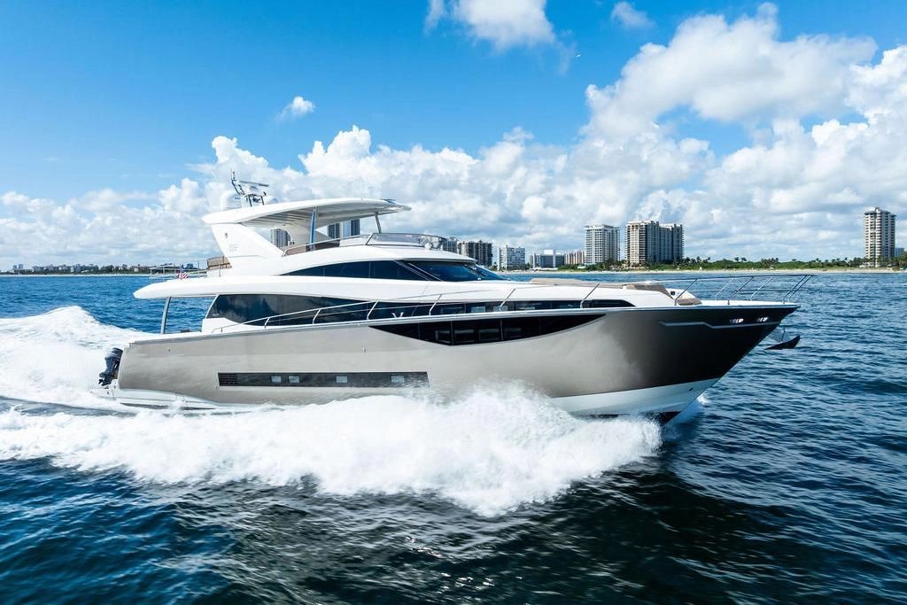 2016 Prestige 750