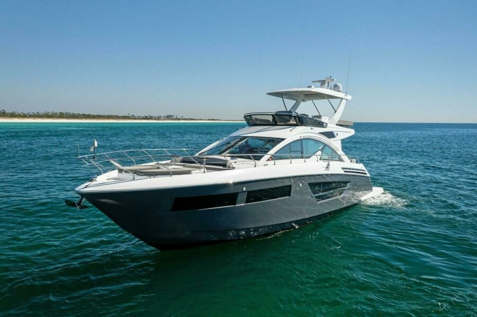 2023 Cruisers Yachts 60 Cantius Fly - Image 64