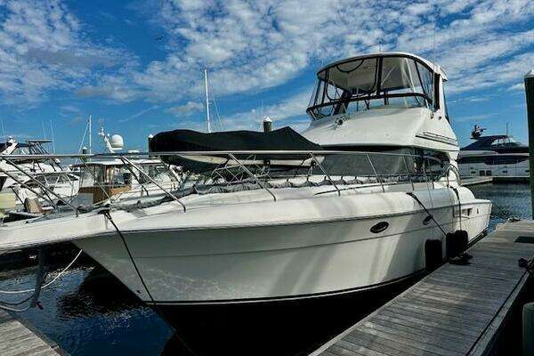 2001 Silverton 42 Convertible