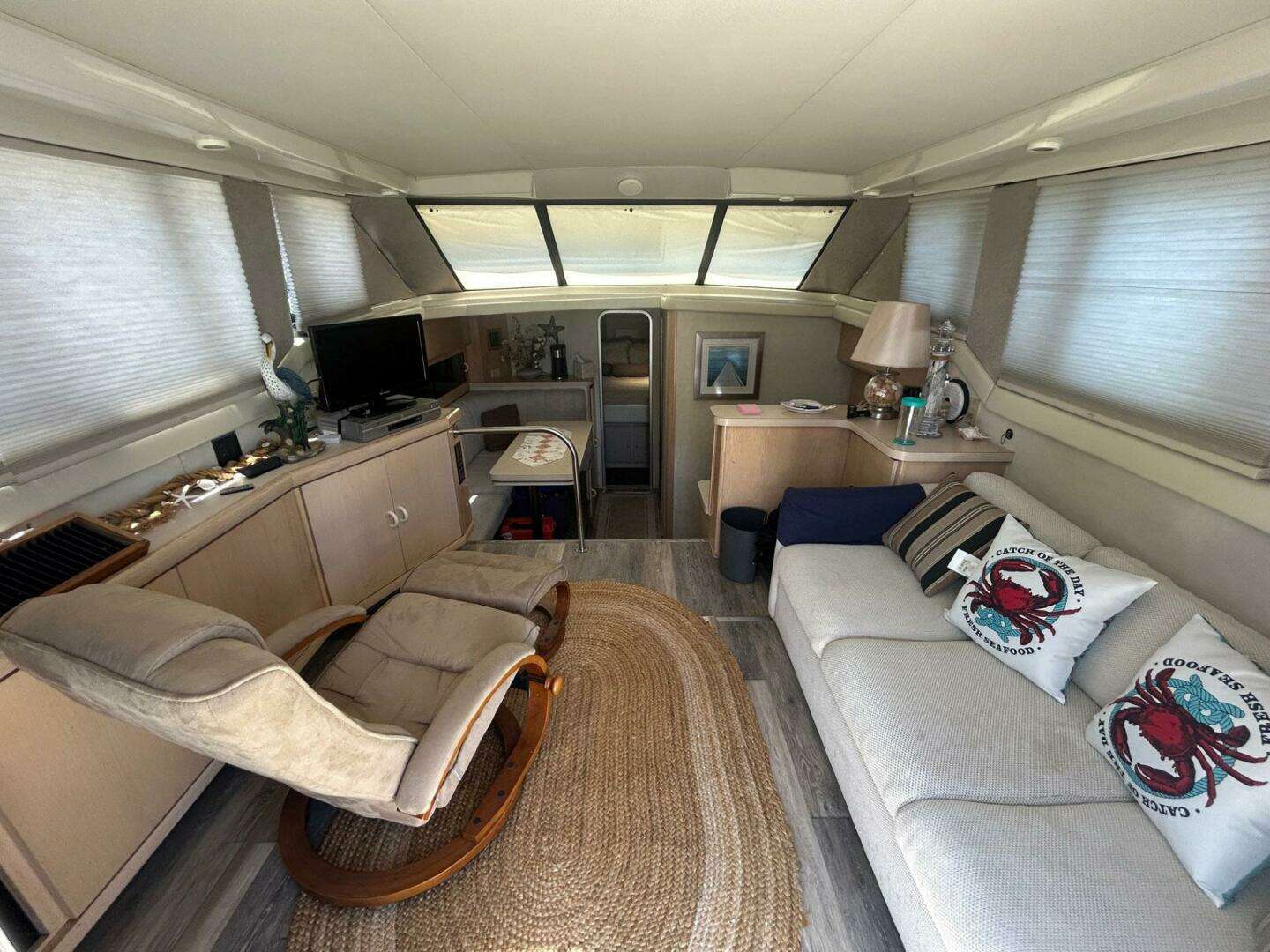 1990 Silverton 34 Convertible - Image 21