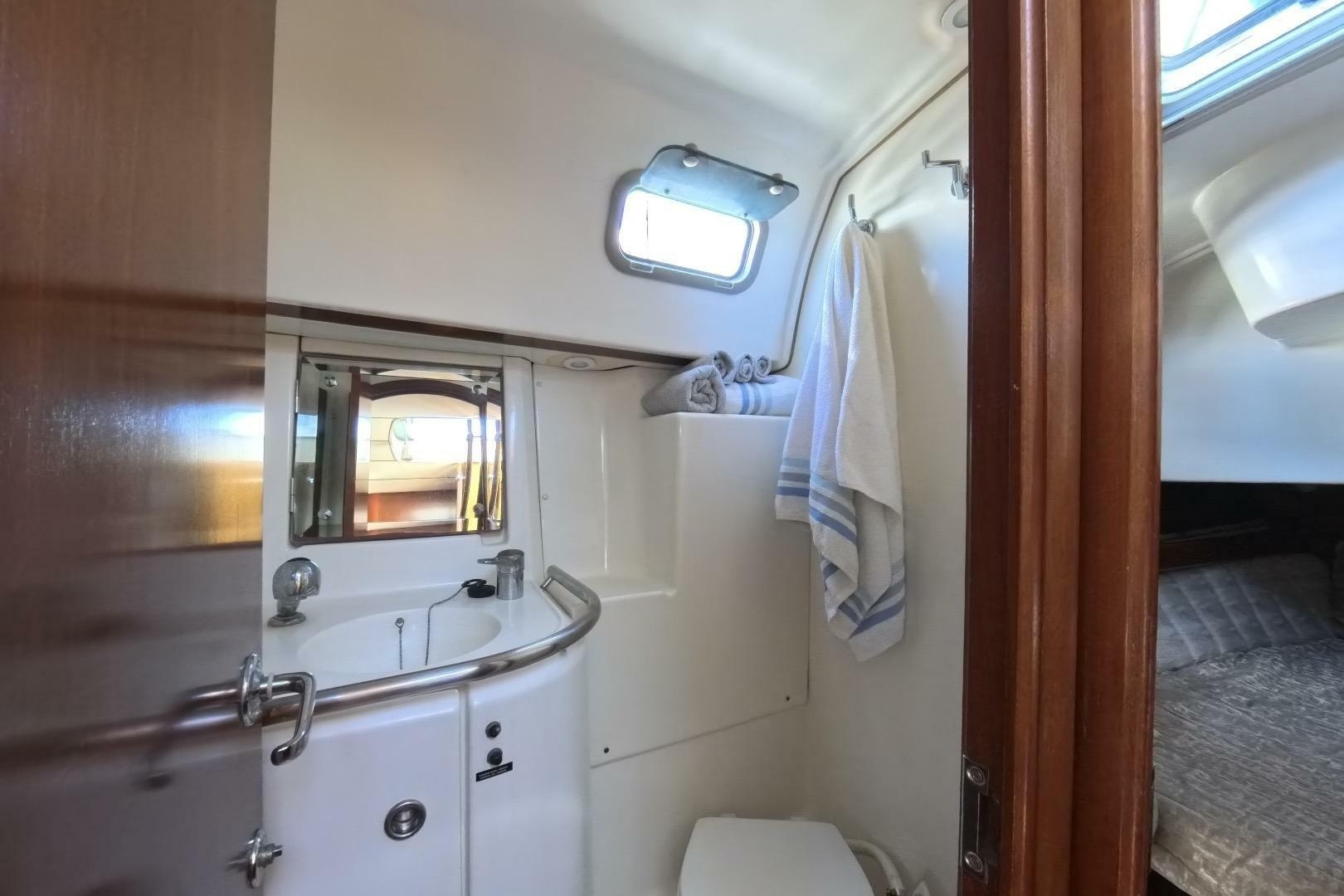 1999 Beneteau Oceanis 461 - Image 38