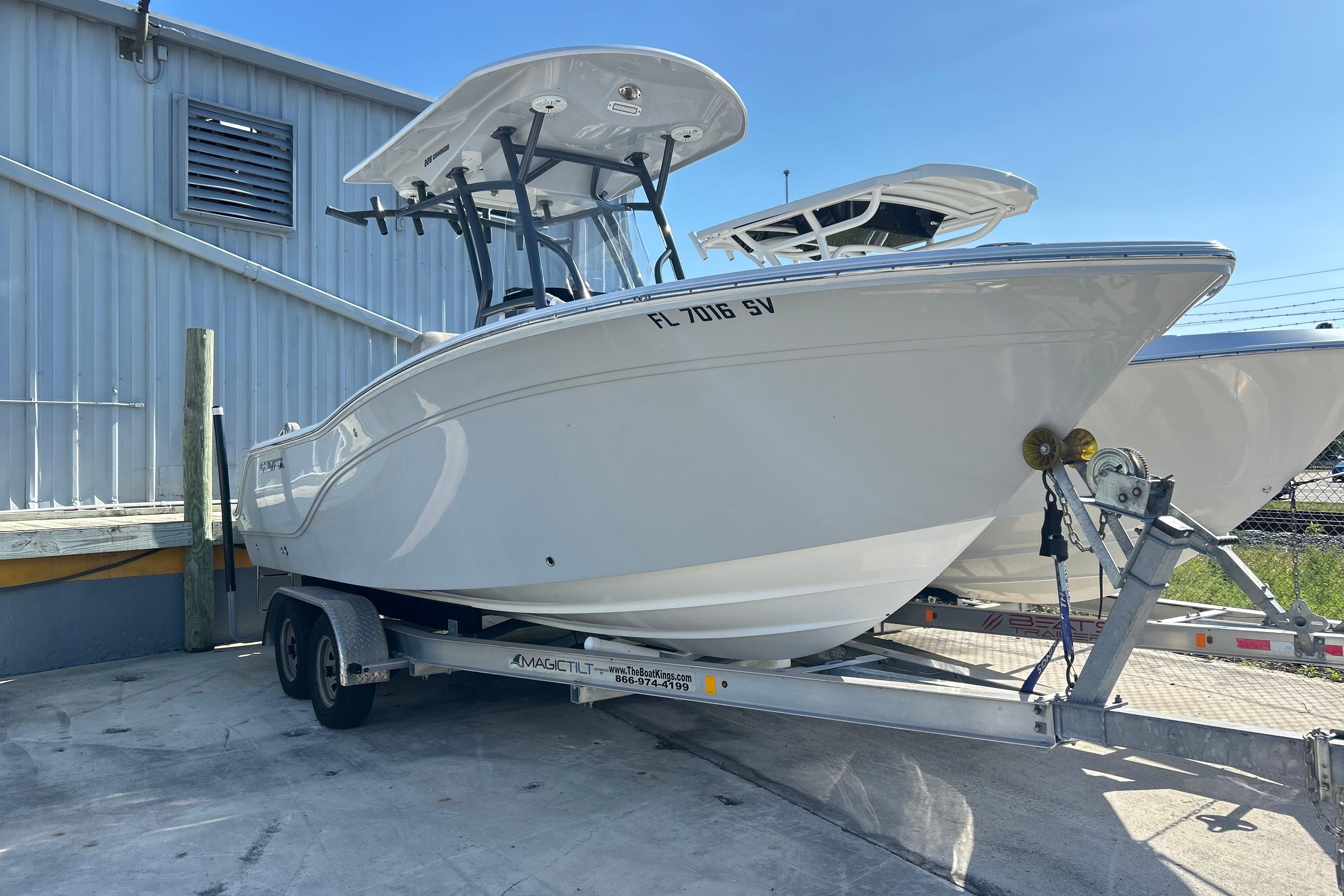 2021 Sea Fox 228 Commander