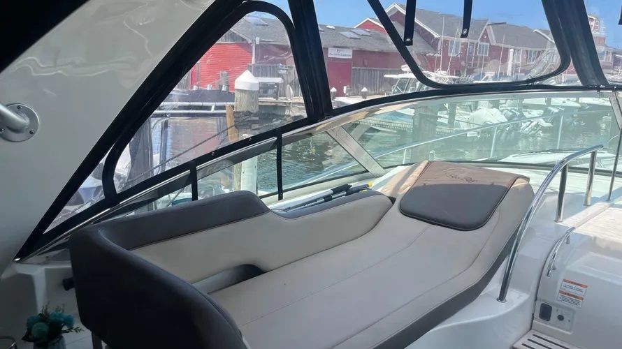2015 Sea Ray Sundancer 350 - 14