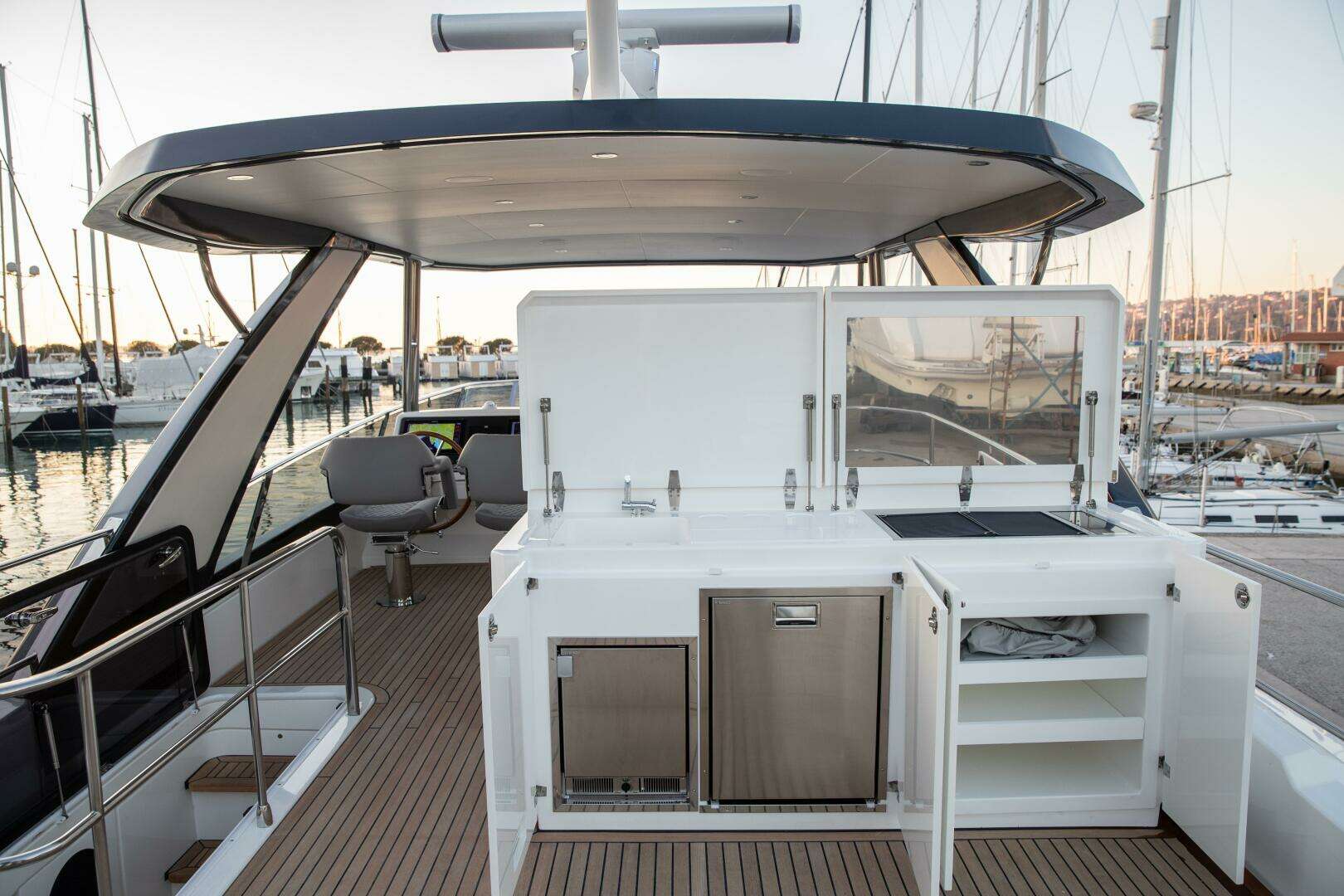 2021 Greenline OceanClass 68 Fly - Image 37