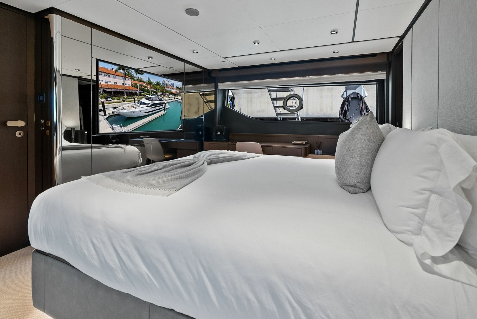 2023 Ferretti Yachts 860 - Image 62