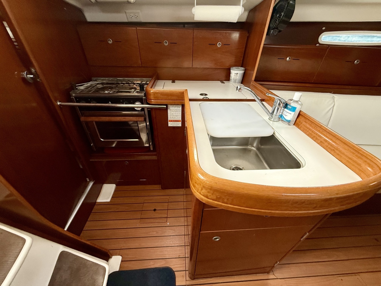 2005 Beneteau First 36.7 - Image 18