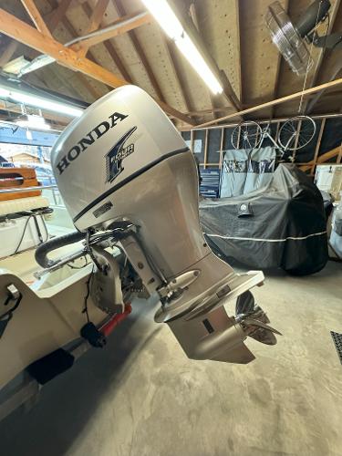 1986 Boston Whaler Montauk - 22