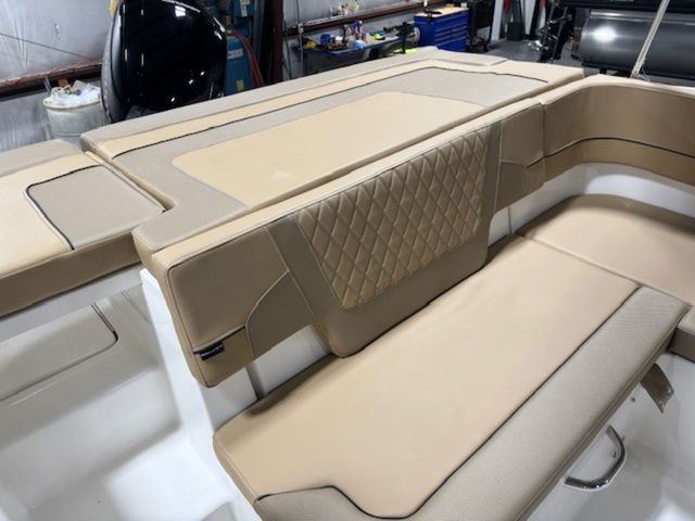 2024 Bayliner VR5 Bowrider OB - 9