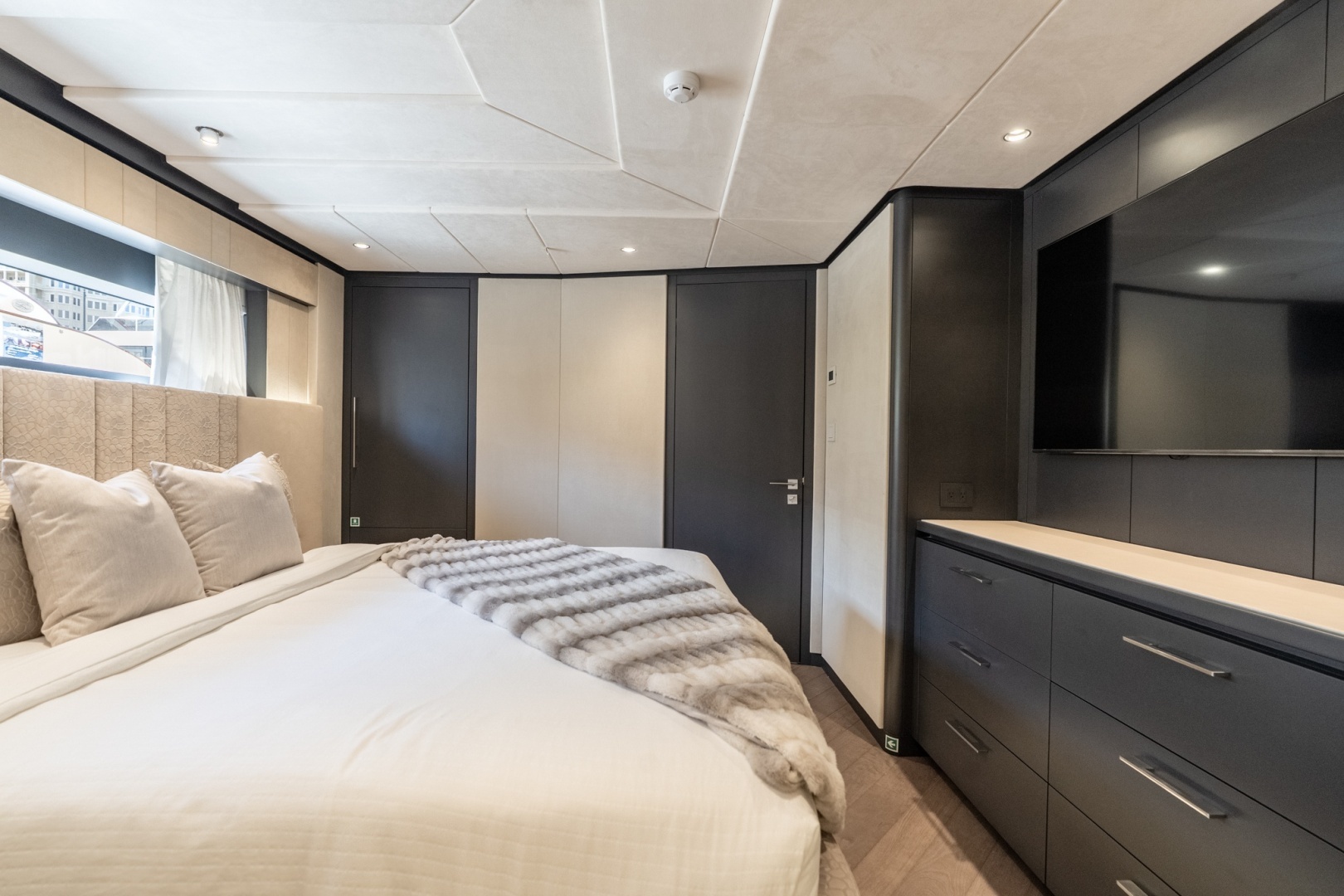 2026 Hargrave E Series - Image 26