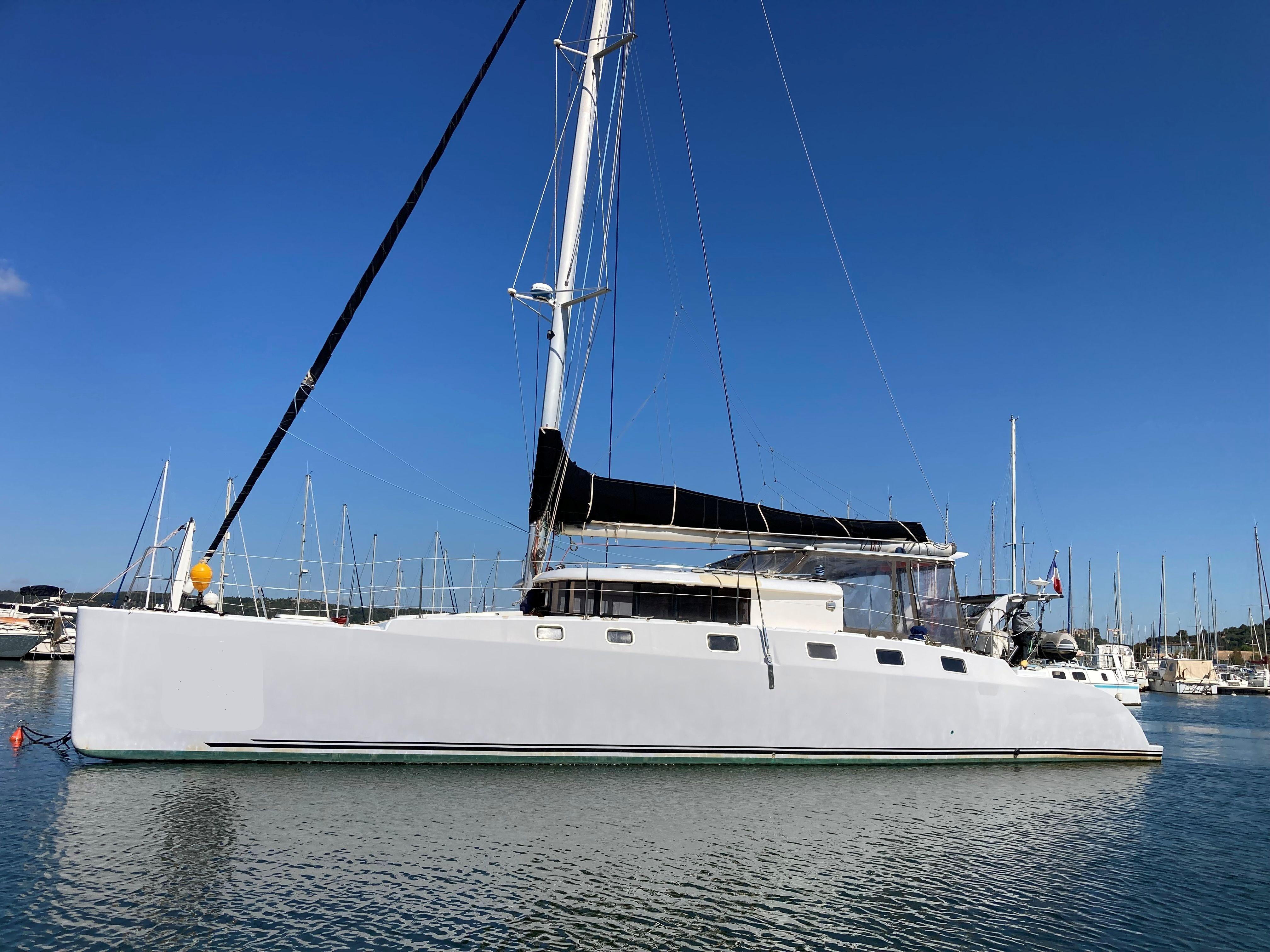 2000 Custom catamaran 15 M