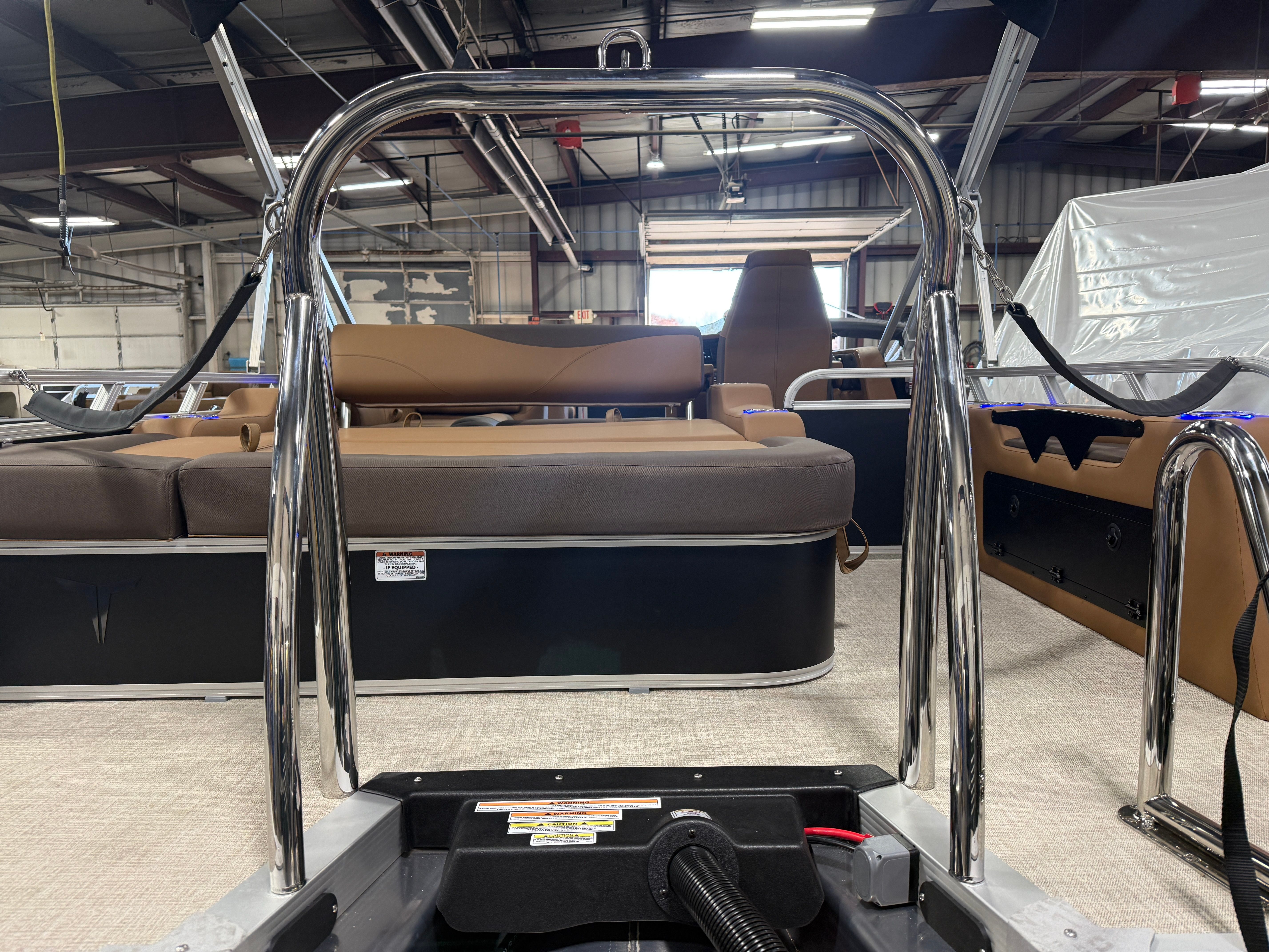 2026 Tahoe LTZ 300HP VRB 2385 Swingback Tritoon - 48