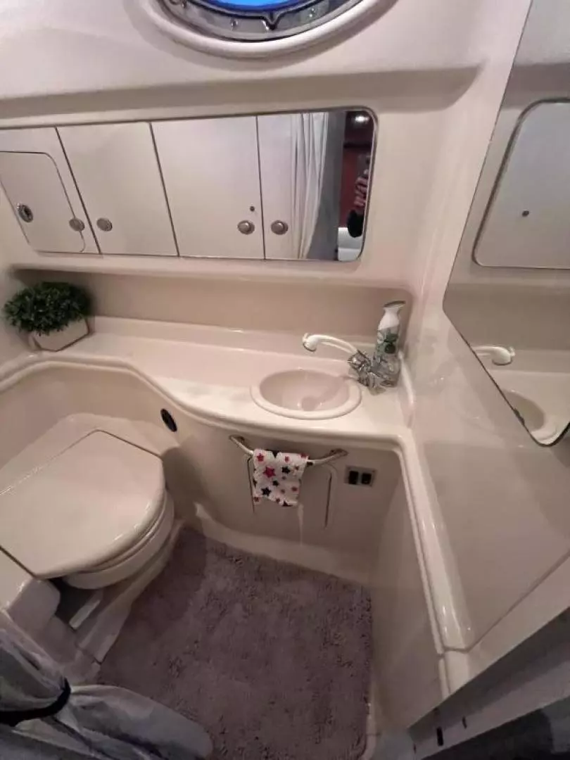 2005 Sea Ray Sundancer 320 - Image 48