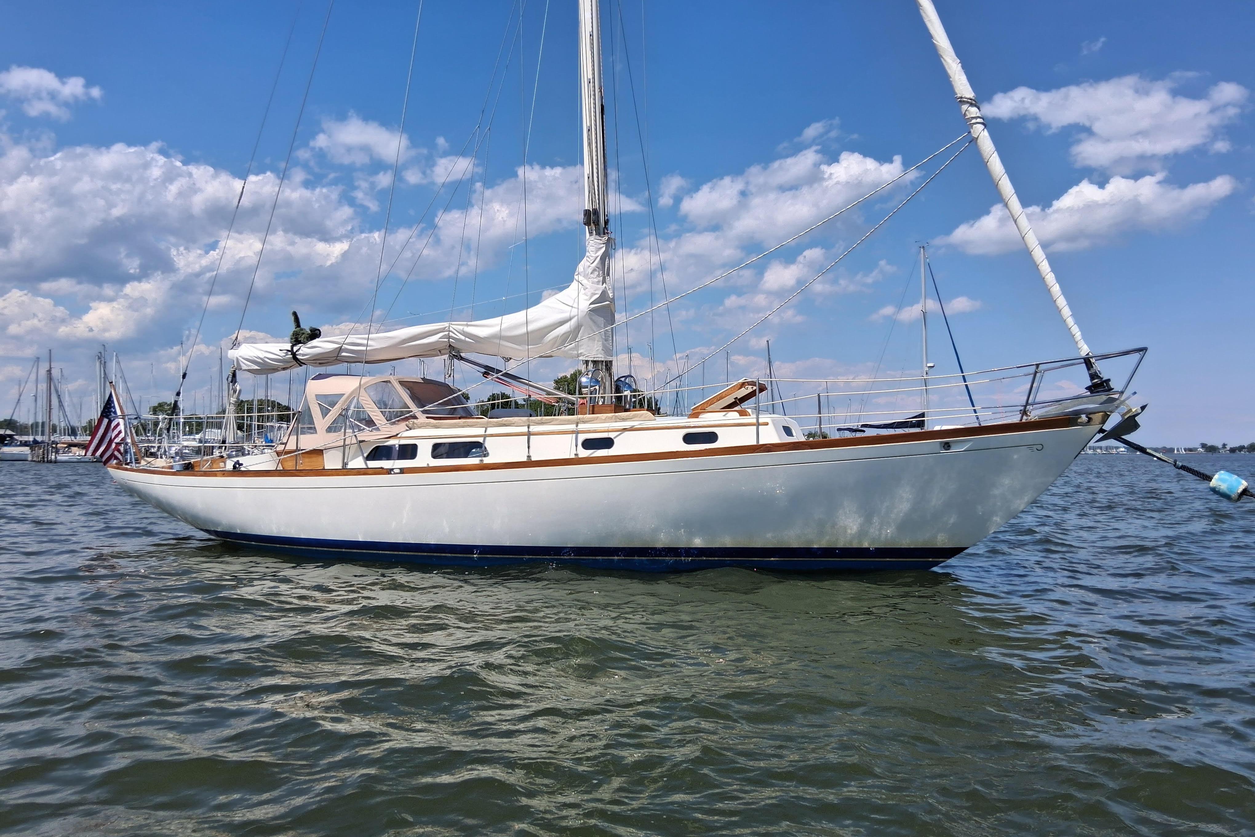 1967 Hinckley Pilot 35