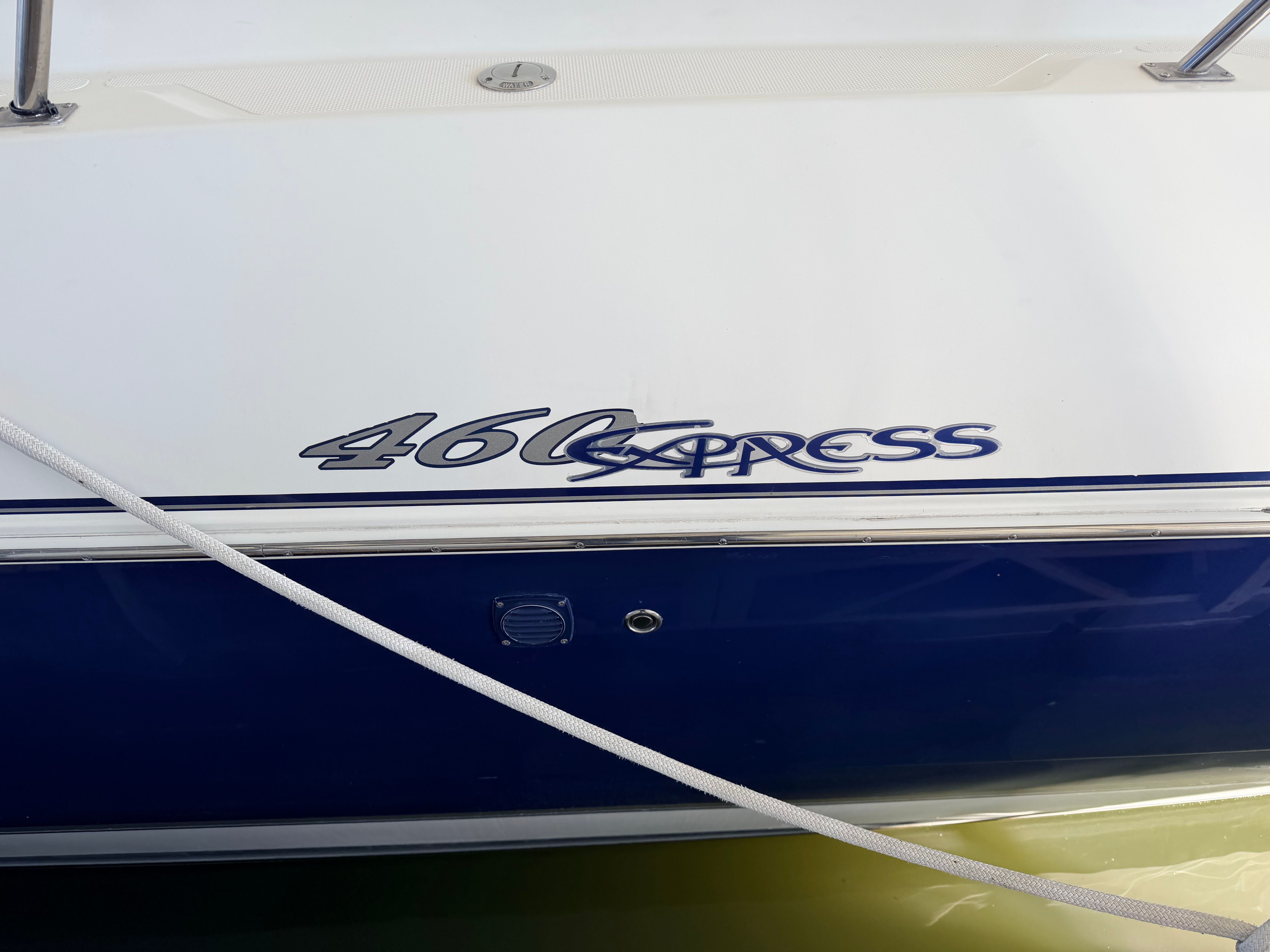 2006 Cruisers Yachts 460 Express - 46