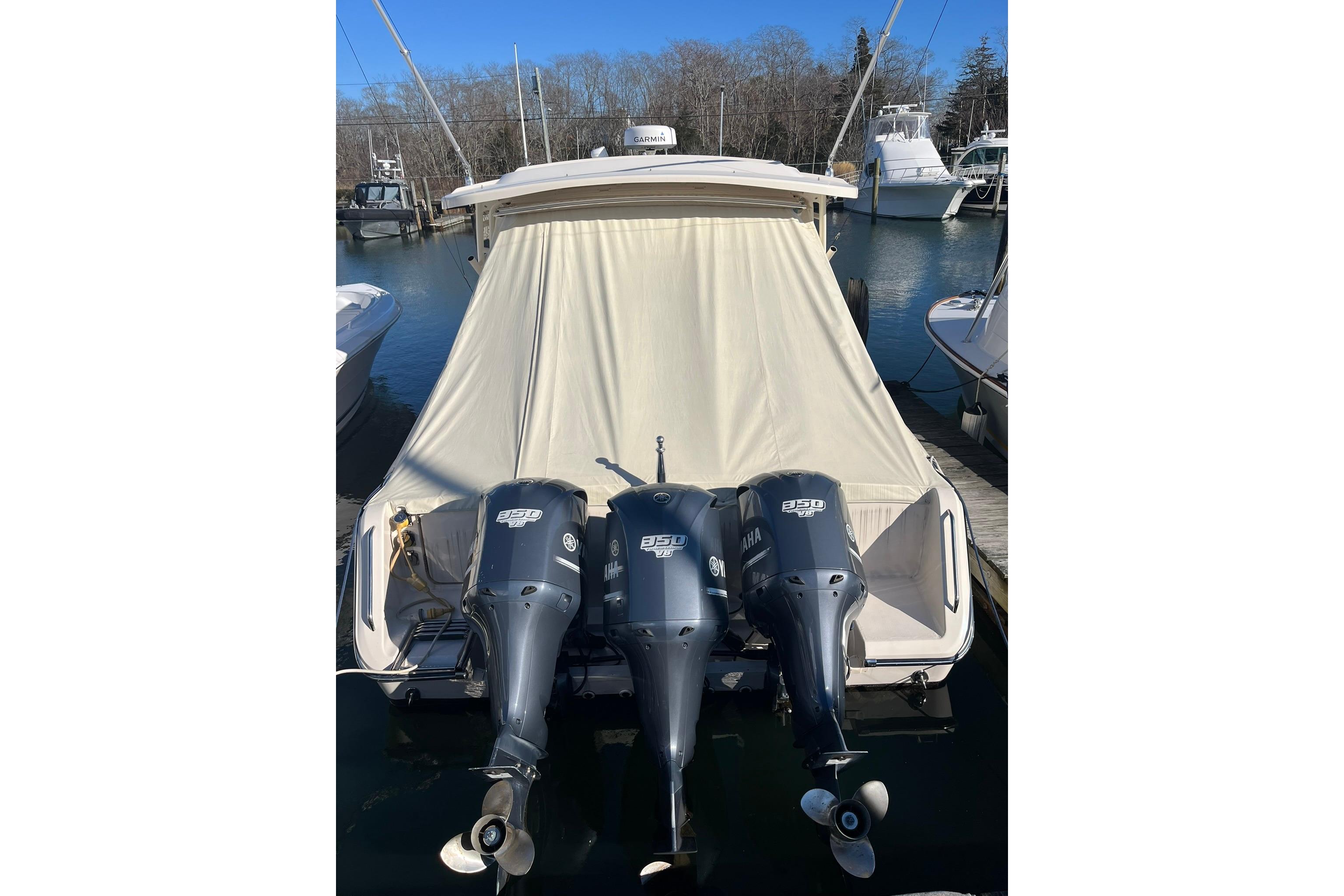 2015 Grady-White Freedom 375