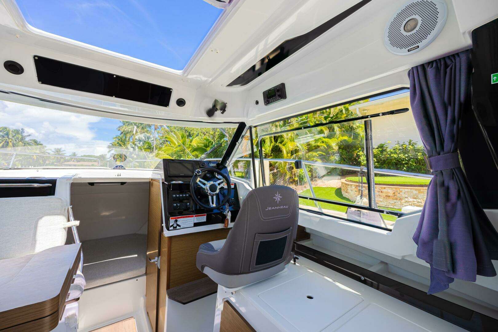 2022 Jeanneau NC 795 Series 2 - Image 16
