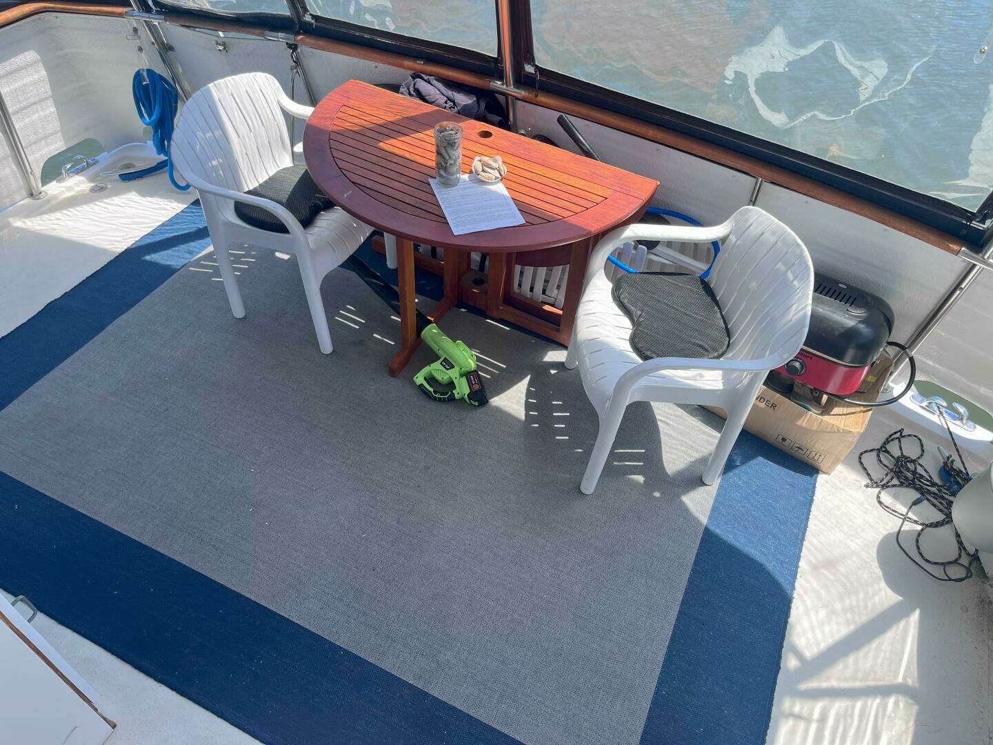 1990 Jefferson 43 Sundeck - Image 20