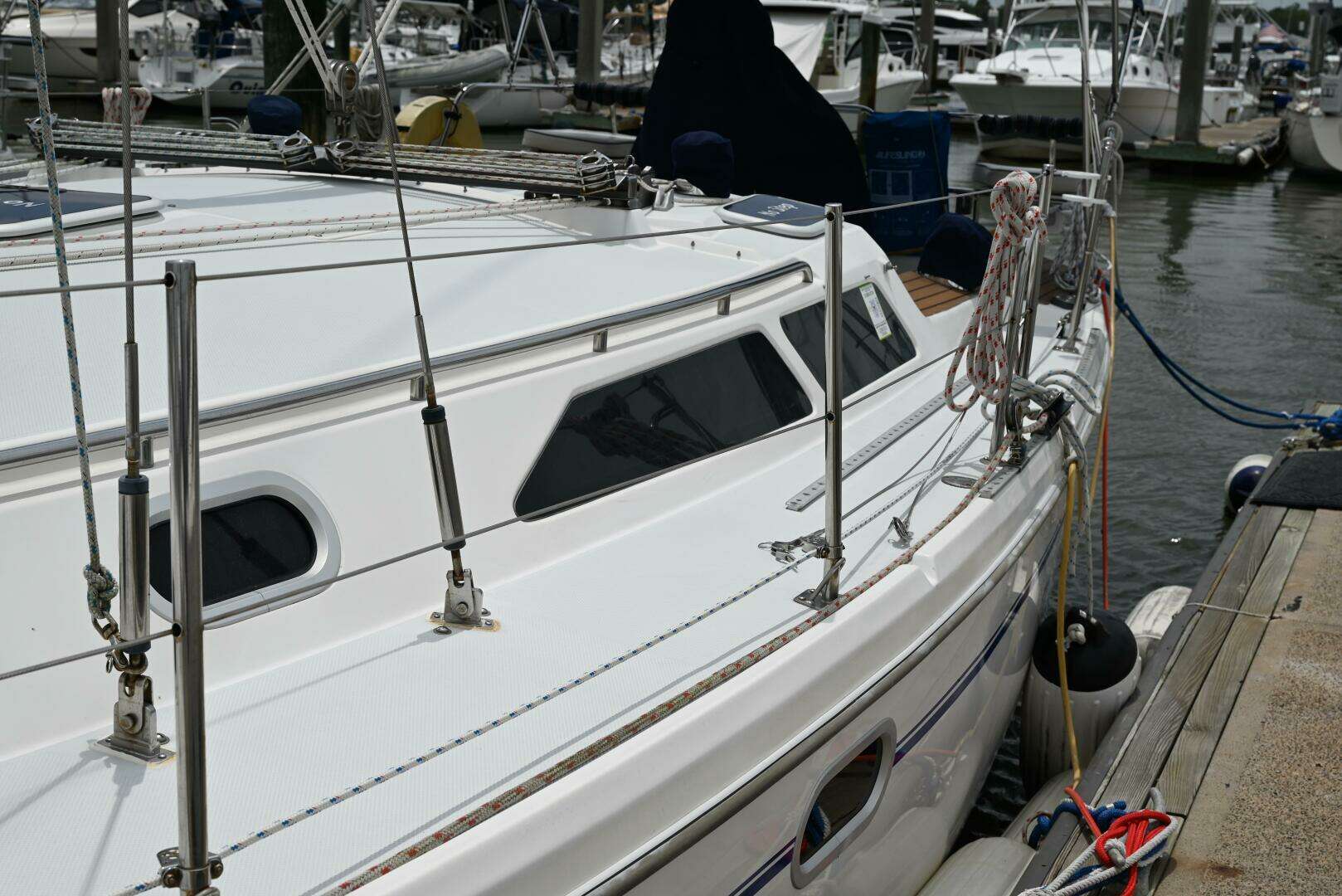 2002 Catalina 36 MKII - Image 9