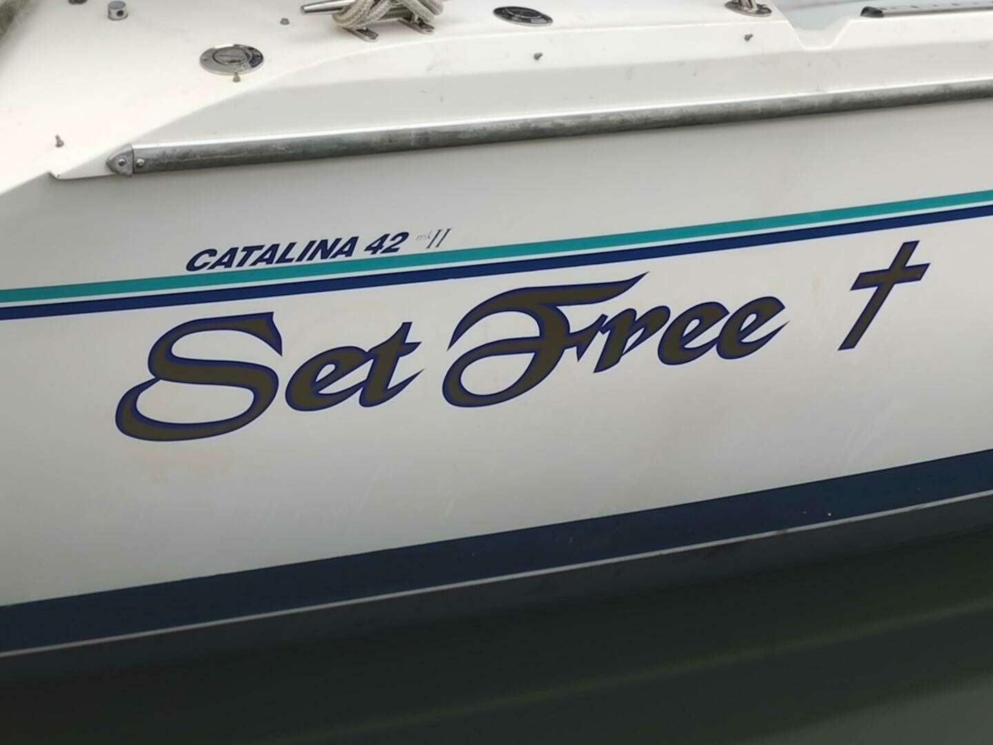 1995 Catalina 42 Mk II - Image 6