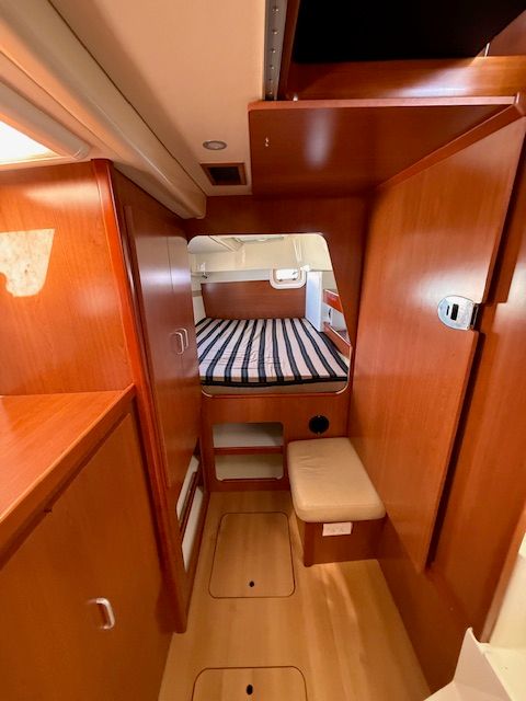 2011 Leopard 39 - 7